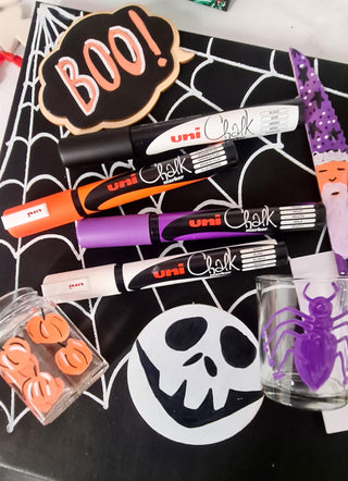 Uni-Ball PWE-5M Liquid Chalk Markers Halloween Set 4pc