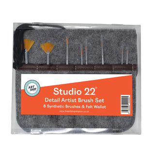 Studio 22 Miniature Detail Brush Set in Felt Wallet
